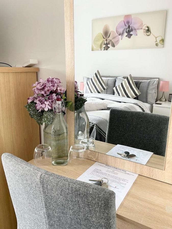 Manchester Escape - Private Room & Bathroom Near Etihad And Coop Arena - Free Secure Parking Екстериор снимка